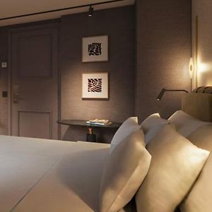 Camera standard con letto king size